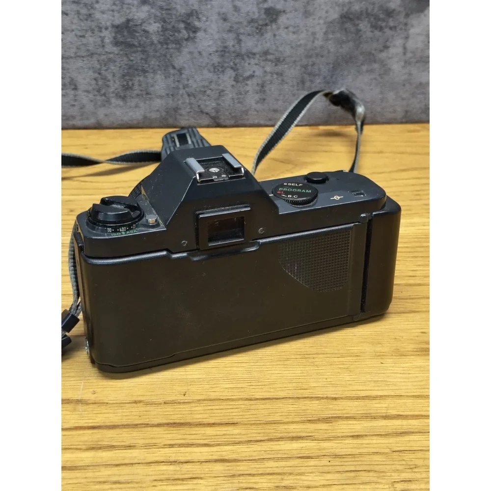 Canon T50 35mm SLR Film Camera Untested w/ FD 50mm 1:.8 Lens